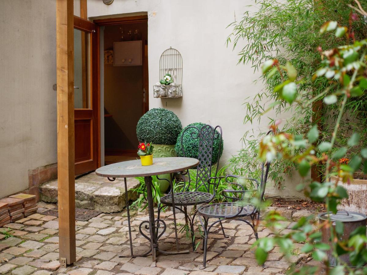 Romantic Nest Under Prague Castle Zewnętrze zdjęcie